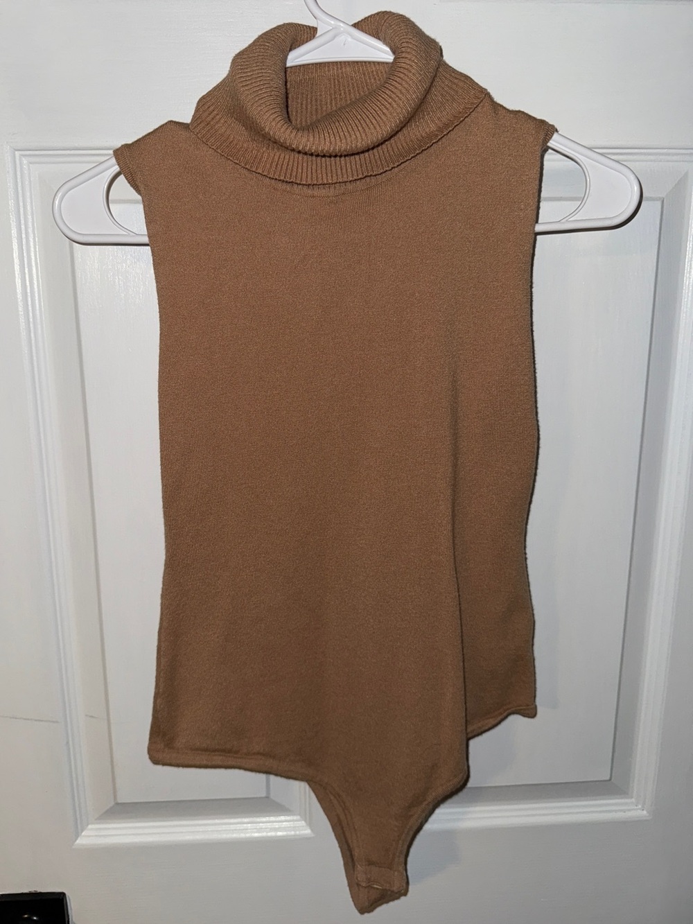 Pants Store Sleeveless Turtleneck Bodysuit in Camel - Size M